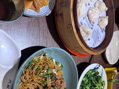 -玖鲜小笼(中山广场店)