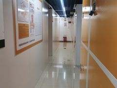 -安东易迷你自助仓储寄存仓库(草桥店)