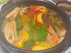 -贵府酸汤牛肉火锅·贵州老字号(飞山街店)