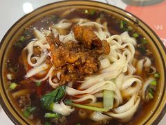 -铁蛋鸡汤刀削面(草滩六路店)