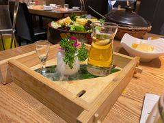 -一朵菌·野生菌探索家火锅(南亚店)