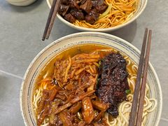 -梅溪·小伙子干挑面(安吉总店)