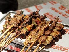 -威记烧嘢·南宁烧烤·超级生牛(绿地店)