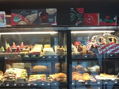 面包甜点陈列柜-星巴克臻选(北京富力家园店)
