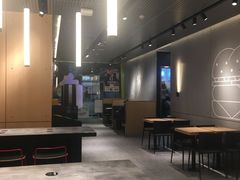 大堂-麦当劳(徐汇漕溪北路百脑汇店)