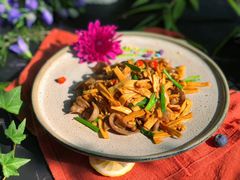 -甜阿姨·天台花园私房菜(万松园店)