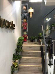 -Miracle集简美发沙龙