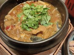 -古都历食南京菜·烤鸭·鸭血粉丝·汤包(南京博物院店)