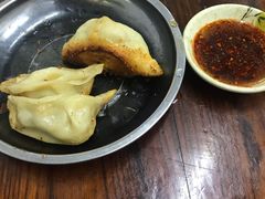 -黄阿姨锅贴大王(万航渡路店)