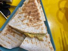 鲜蔬草鸡蛋菜煎饼-嗨皮儿·现蒸面皮(抄纸巷店)