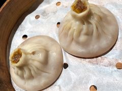 杭州蟹黄小笼包-老头儿油爆虾·知味杭州(爱琴海购物中心)
