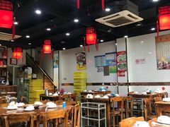 大堂-老北京热气涮羊肉·小龙虾·烤鱼(呼玛路店)
