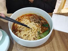 一品麻辣肥肠面-一品小笼(金融街店)