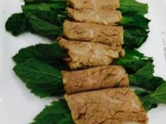 -香巴拉云南餐厅(华莱坞店)