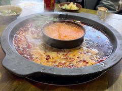 -黄潇洒老火锅(九眼桥宏济巷店)