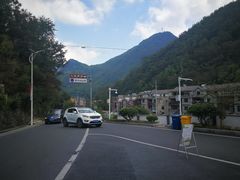 -藏龙百瀑漂流