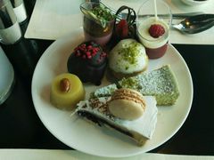 -澳门旅游塔360°旋转餐厅(南湾湖广场店)