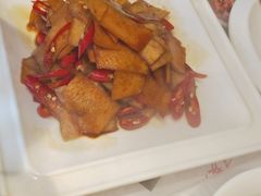 -老佛爷炭火蛙锅直营(清滨路总店)