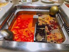 -海底捞火锅鲜切牛肉主题店(长寿路店)