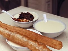 -云南大锅豆浆店