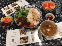 -蜗牛小馆醉乡民谣云南菜(惠新西里店)