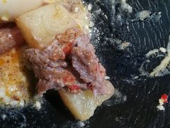 菠萝牛肉-串门邻居串串火锅(云南南路店)