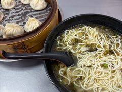 -老上海食惠裡小籠包生煎包
