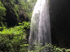 -龙水峡地缝景区