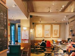 大堂-星巴克(武康路店)
