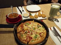 -必胜客(WOW中心城店)