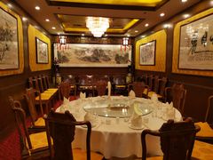 包厢-九花山烤鸭店