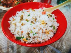 -江城燕子大排档(江汉路步行街店)