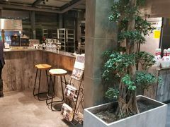 -HIGH FIVE哈福手工汉堡(桂林路店)