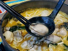 -灵芝妹子海鲜米线(劳动公园店)
