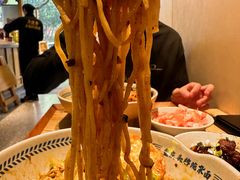 -呼啦面馆·头牌豌杂面(建新东路店)