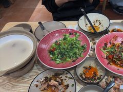-叁煨蹄花·下饭盐帮菜(人民广场店)