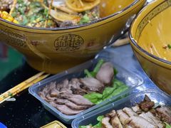 -上上签·冷锅串串(六灌路店)