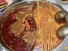 -佰人王串串香火锅(洋珠巷店)
