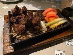 -穹六人间 people 6(岳阳路店)