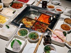 -海底捞火锅鲜切牛肉主题店(长寿路店)