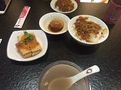 -胡须张鲁肉饭(美食文化馆店)