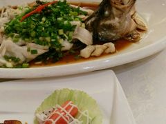 -泓历皇朝酒店(东亭店)