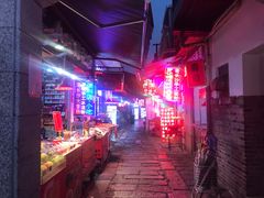 -小球滚滚湘菜馆·烤鱼·口味虾(太平街店)