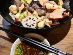 -万记麻辣烫国展总店