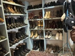 -Retrock Designer Vintage Store