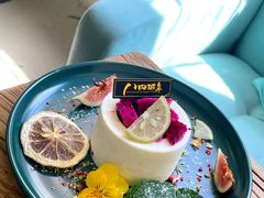 -84那年咖啡馆(李沧万达店)