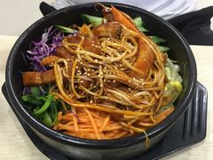 -拌来拌去石鍋拌飯(文鼎店)