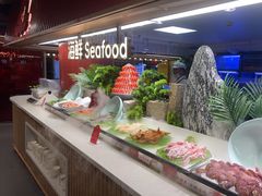 -四囍码头海鲜烧烤自助火锅(外滩南京东路悦荟广场店)