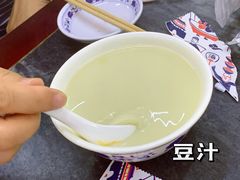 -海碗居老北京炸酱面(增光路店)