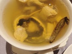 石橄榄肉汁炖鲜鲍-滨河味道(南内环店)